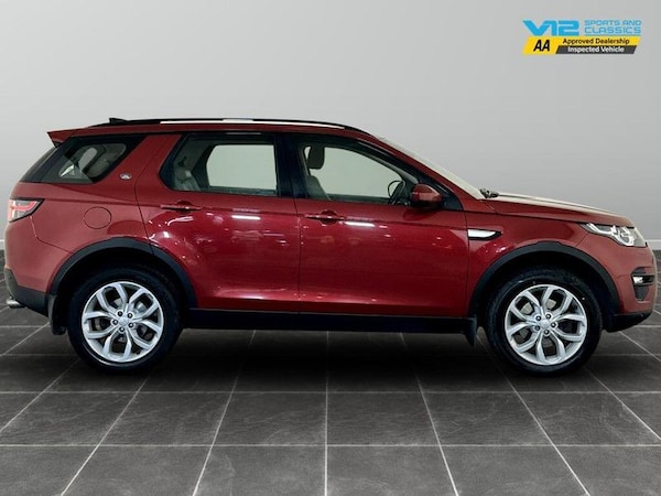 Used Land Rover Discovery Sport 2017 for sale - 76286915: Photo 11