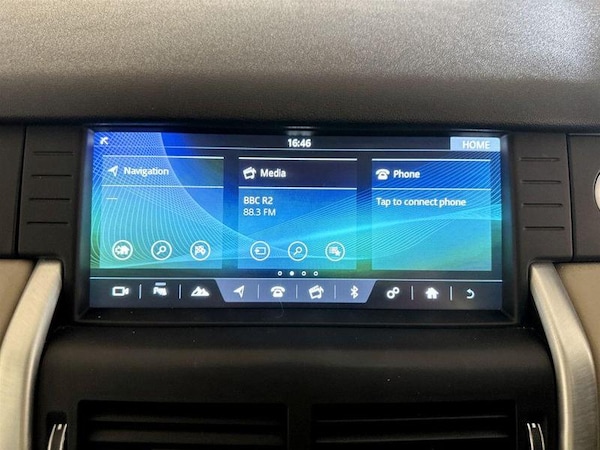 Used Land Rover Discovery Sport 2017 for sale - 76286915: Photo 25