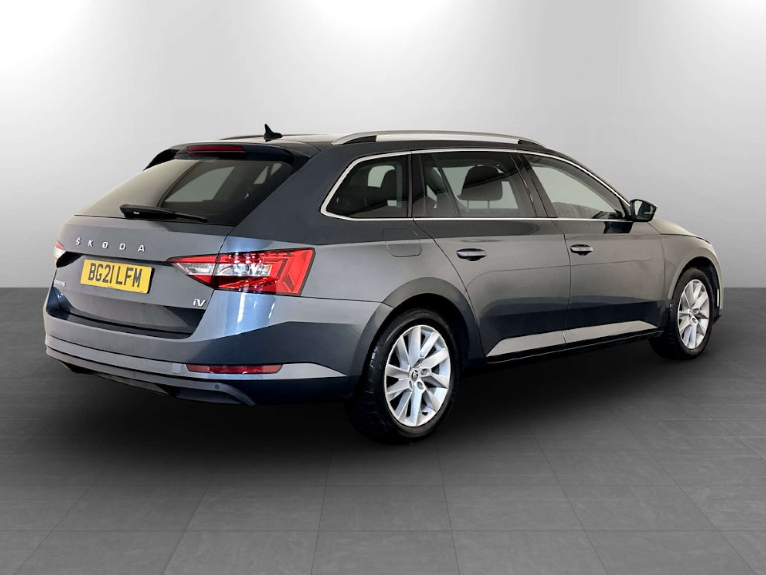Used Skoda Superb 2021 for sale - 77249242: Photo 10