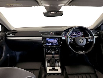 Used Skoda Superb 2021 for sale - 77249242: Photo