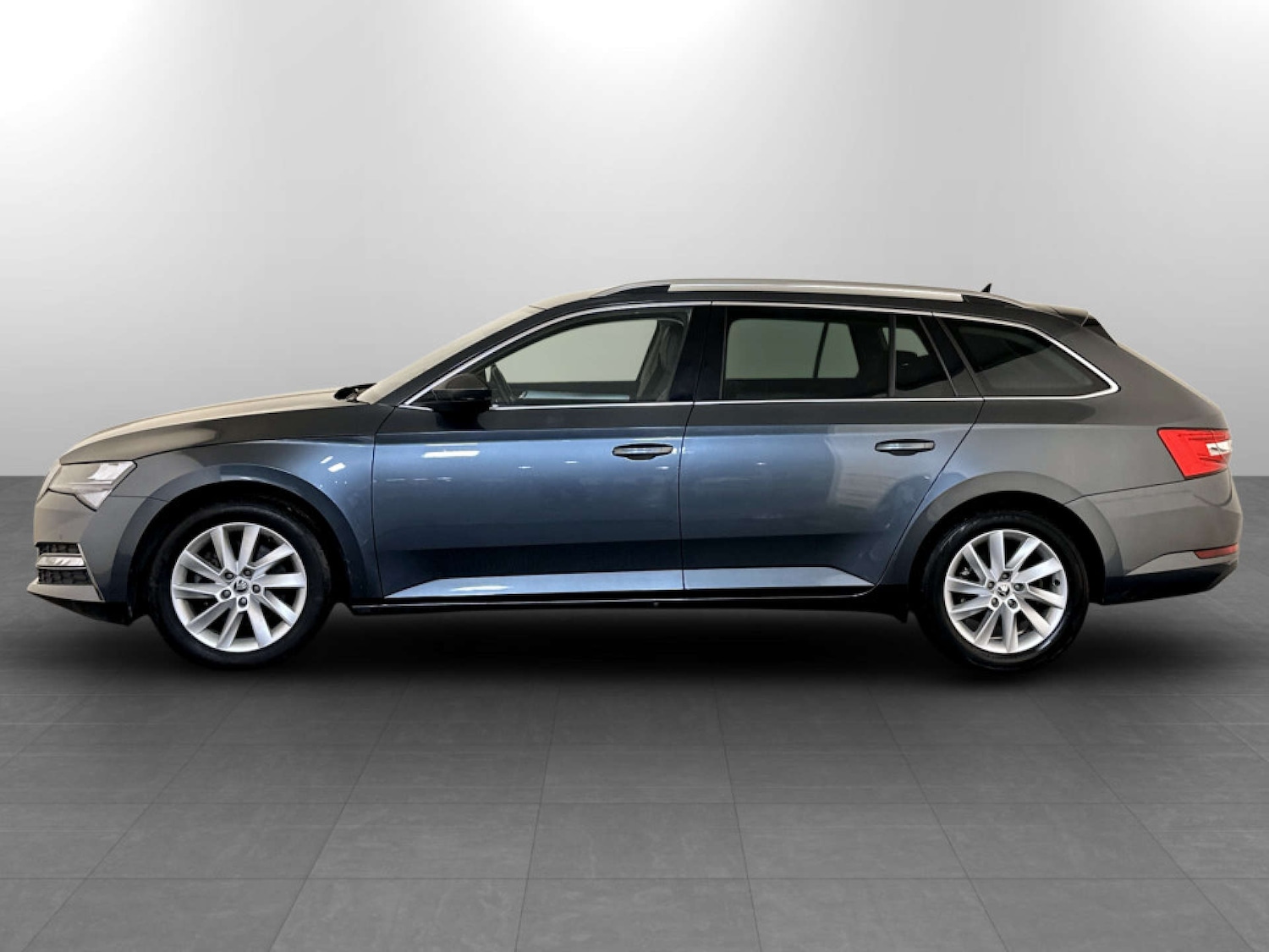 Used Skoda Superb 2021 for sale - 77249242: Photo 7