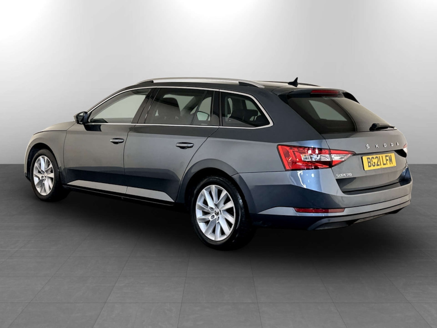 Used Skoda Superb 2021 for sale - 77249242: Photo 8