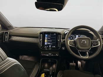 Used Volvo XC40 2021 for sale - 78593527: Photo