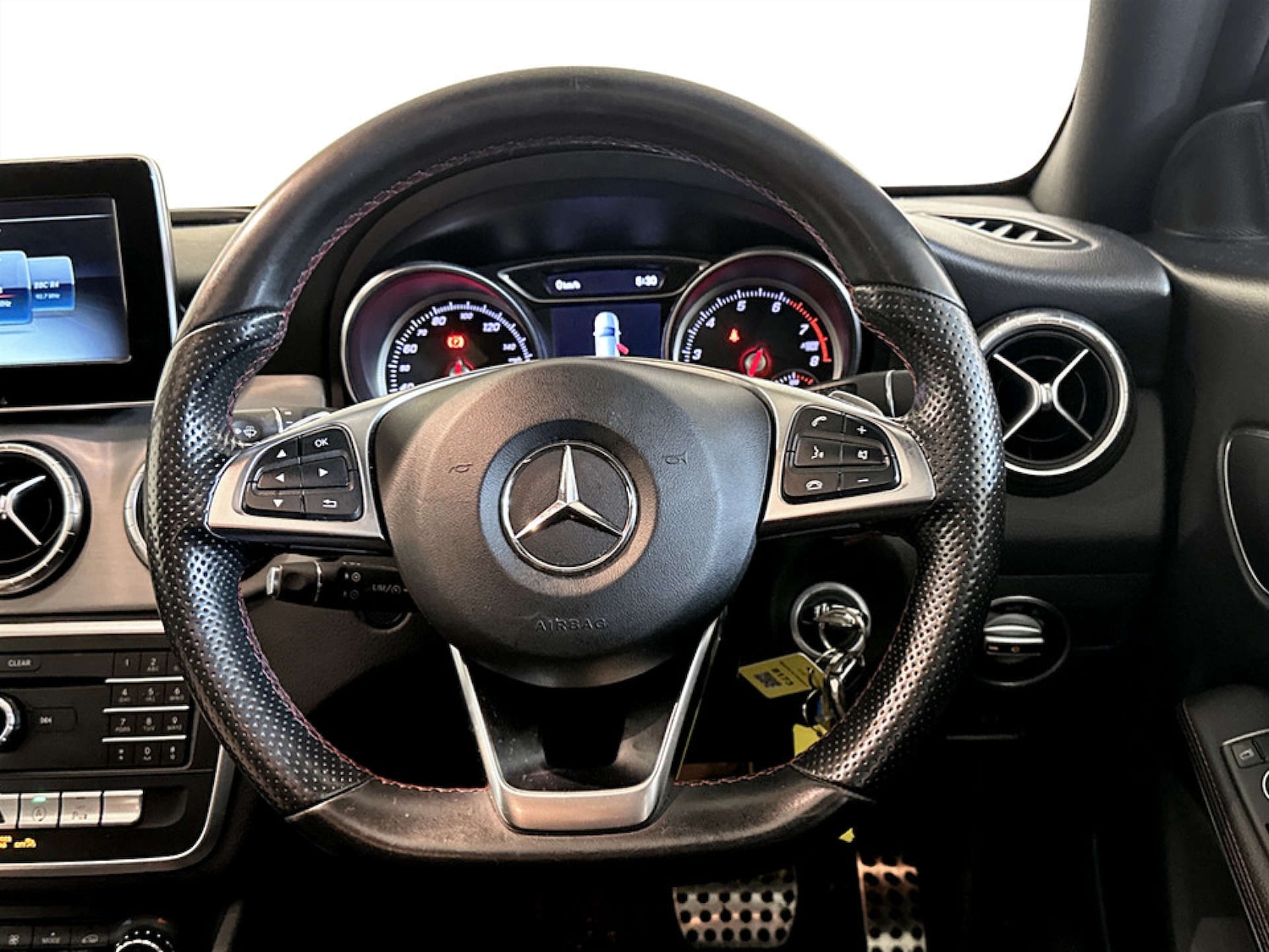 Used Mercedes-Benz CLA 2018 for sale - 77664933: Photo 15