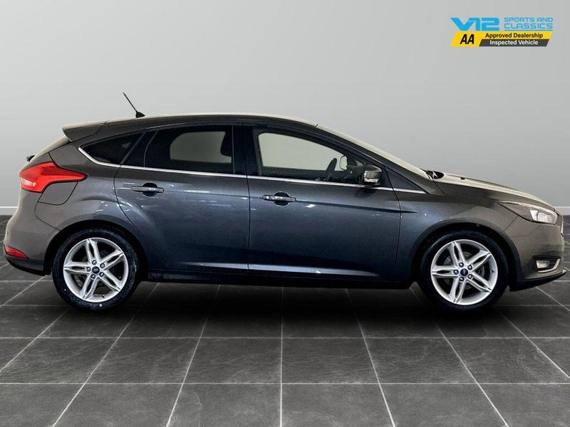 Used Ford Focus 2018 for sale - 76162050: Photo 11