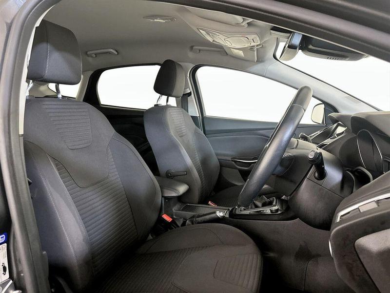 Used Ford Focus 2018 for sale - 76162050: Photo 13