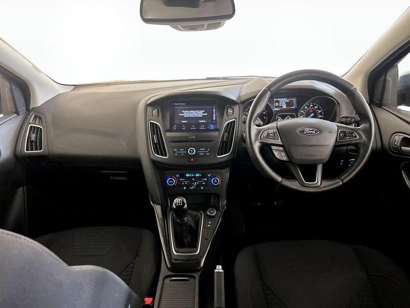 Used Ford Focus 2018 for sale - 76162050: Photo 3