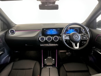 Used Mercedes-Benz EQA 2022 for sale - 75652700: Photo