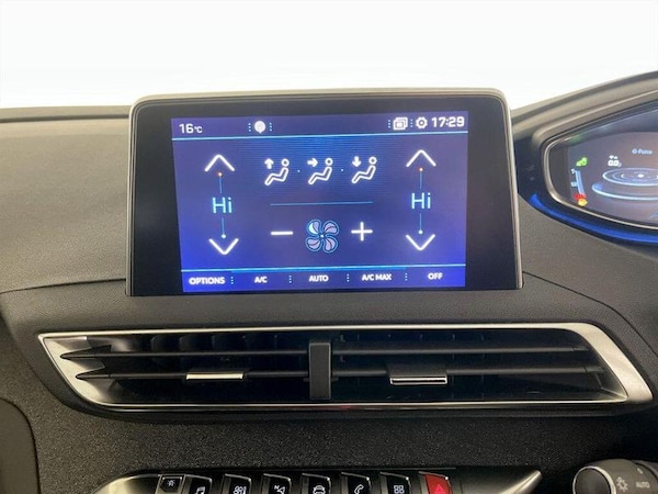 Used Peugeot 3008 2018 for sale - 76222637: Photo 23