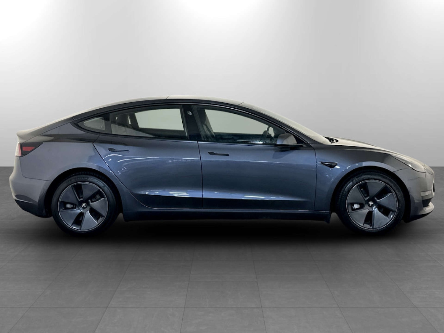 Used Tesla Model 3 2021 for sale - 77420220: Photo 11