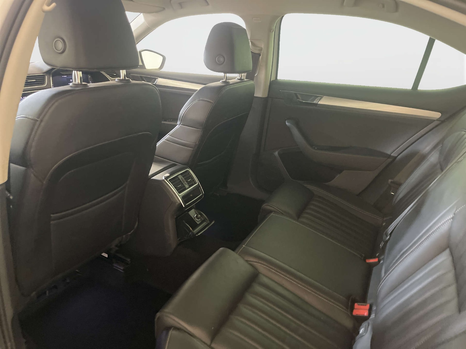 Used Skoda Superb 2022 for sale - 78080691: Photo 14