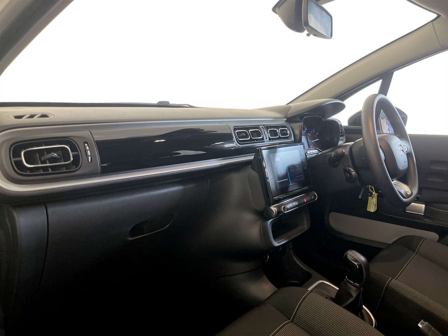 Used Citroen C3 2023 for sale - 77355527: Photo 12