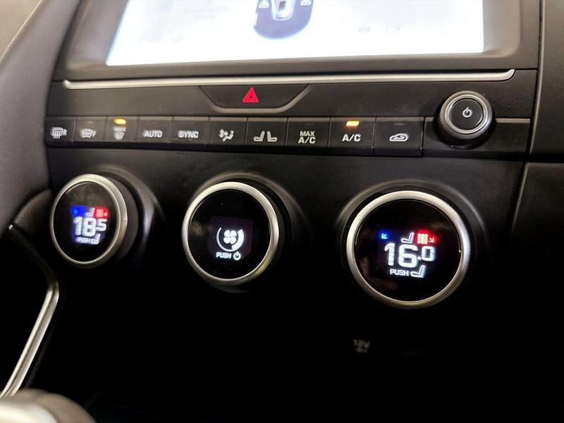 Used Jaguar E-Pace 2020 for sale - 76603455: Photo 25