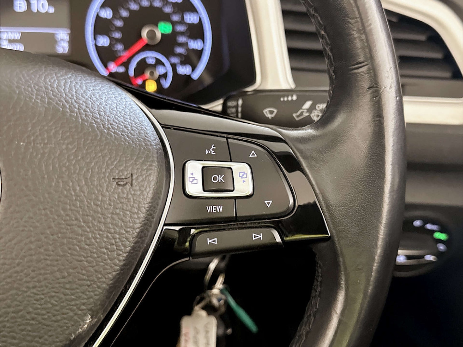 Used Volkswagen T-Roc 2020 for sale - 77185561: Photo 20