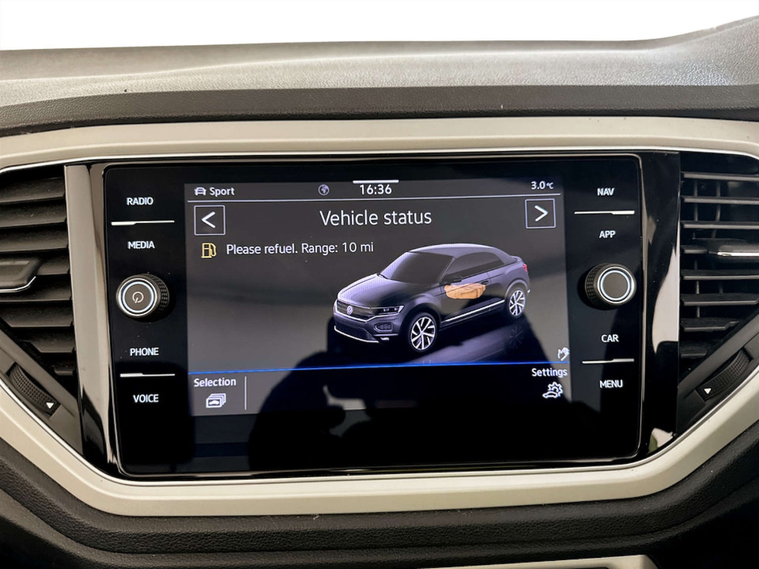 Used Volkswagen T-Roc 2020 for sale - 77185561: Photo 22