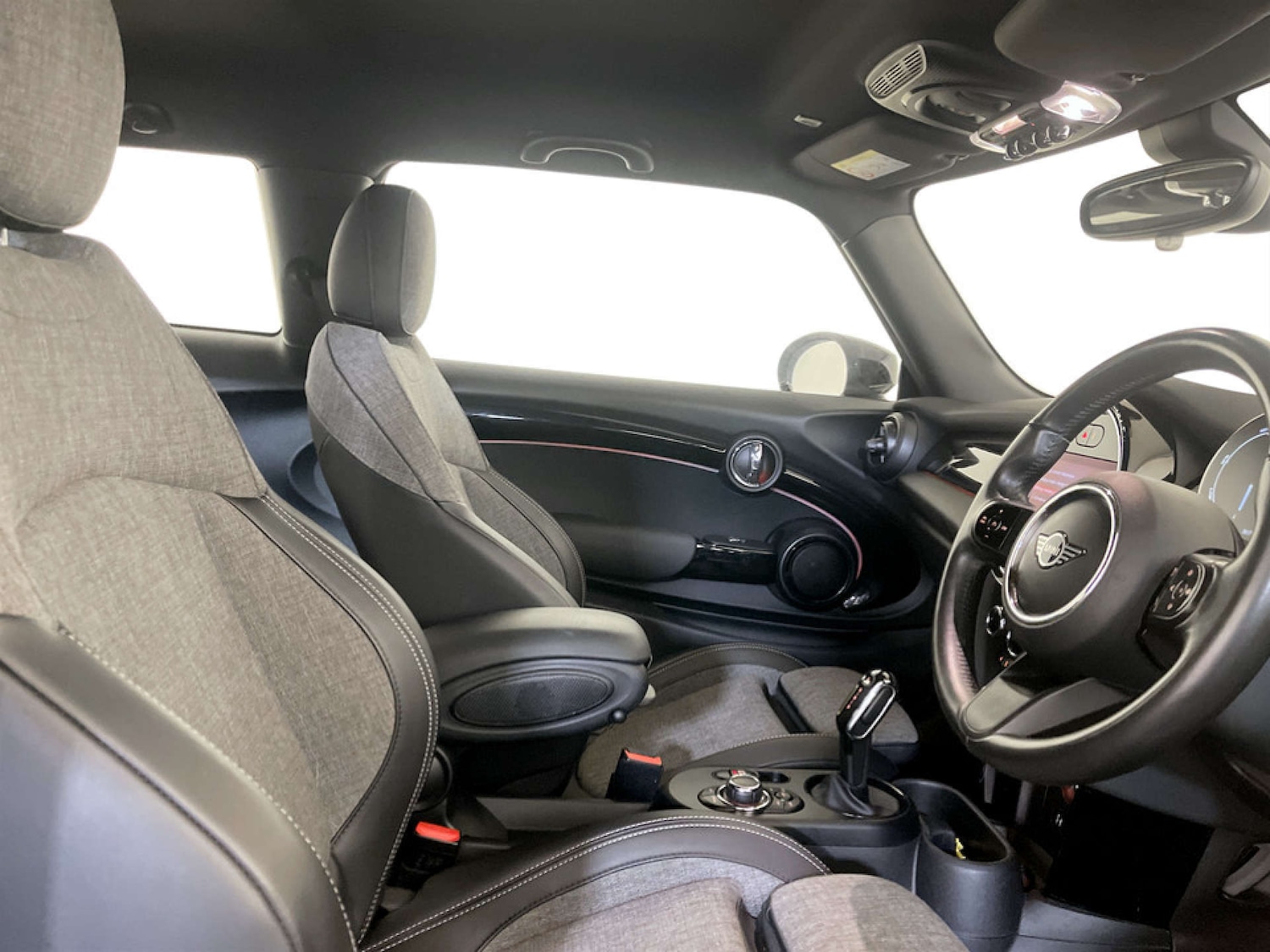 Used MINI Electric Hatch 2022 for sale - 77221011: Photo 13