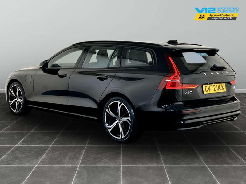 Used Volvo V60 2022 for sale - 76782186: Photo 8