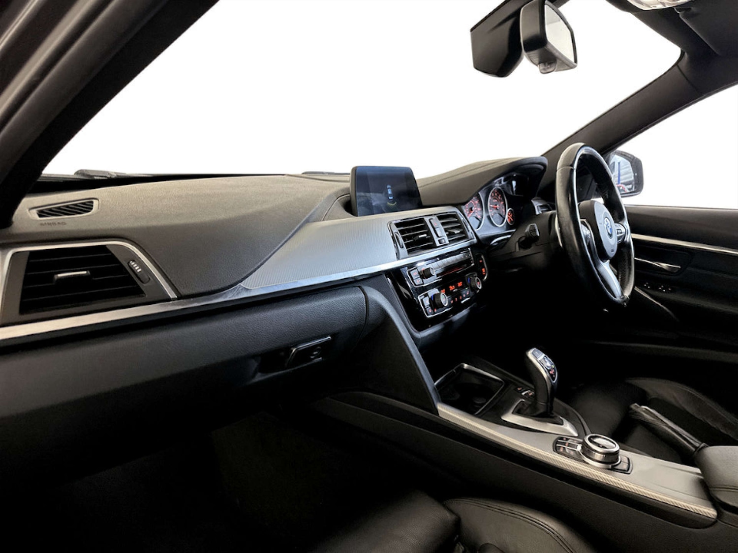 Used BMW 3 Series 2018 for sale - 77523228: Photo 12