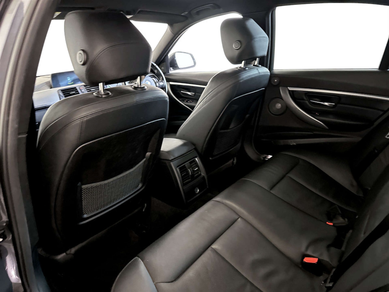 Used BMW 3 Series 2018 for sale - 77523228: Photo 14