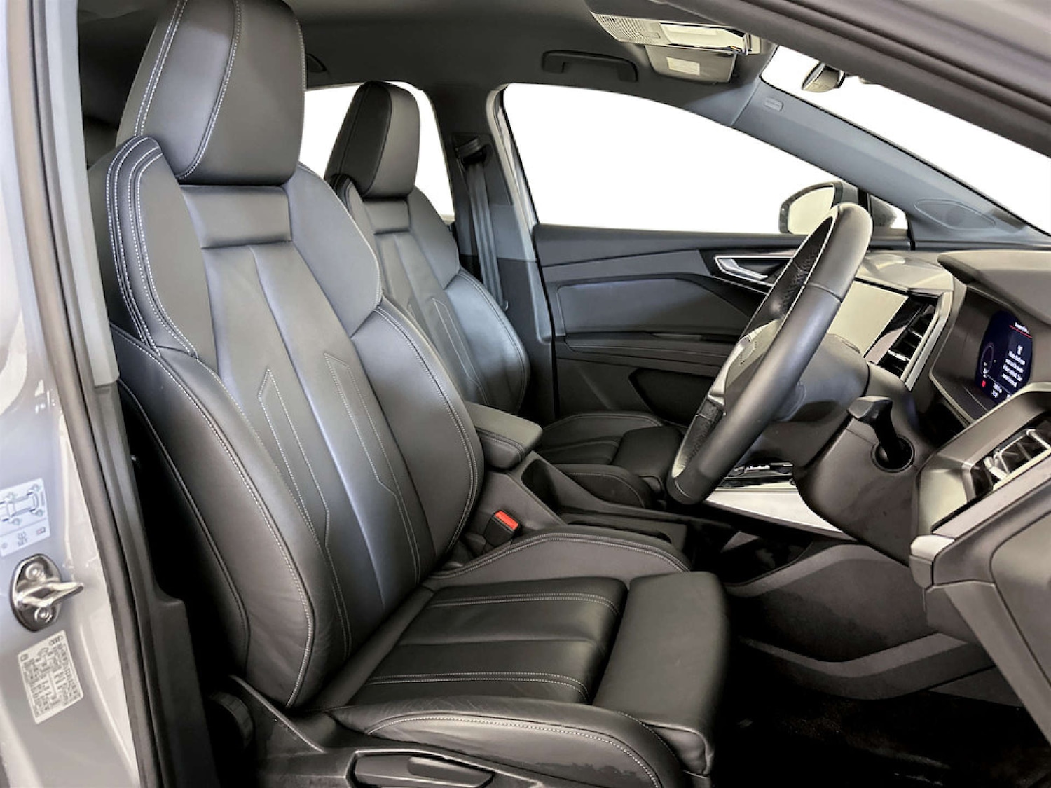 Used Audi Q4 e-tron 2024 for sale - 77342188: Photo 13