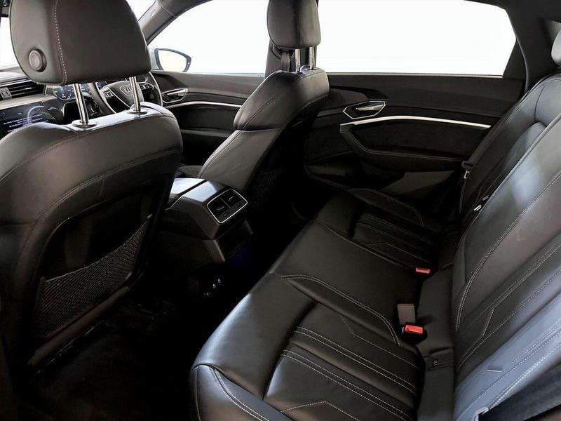 Used Audi e-tron 2022 for sale - 76692999: Photo 14