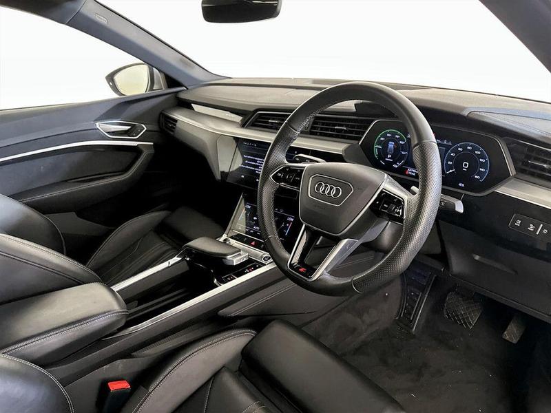 Used Audi e-tron 2022 for sale - 76692999: Photo 15