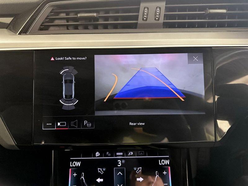 Used Audi e-tron 2022 for sale - 76692999: Photo 20