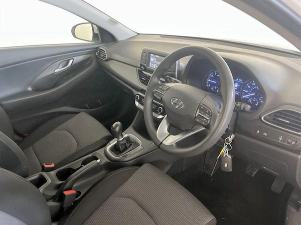 Used Hyundai i30 2017 for sale - 76319322: Photo 13