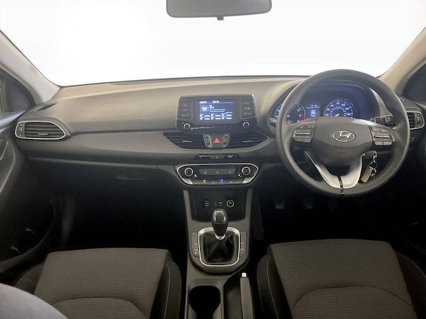 Used Hyundai i30 2017 for sale - 76319322: Photo 3