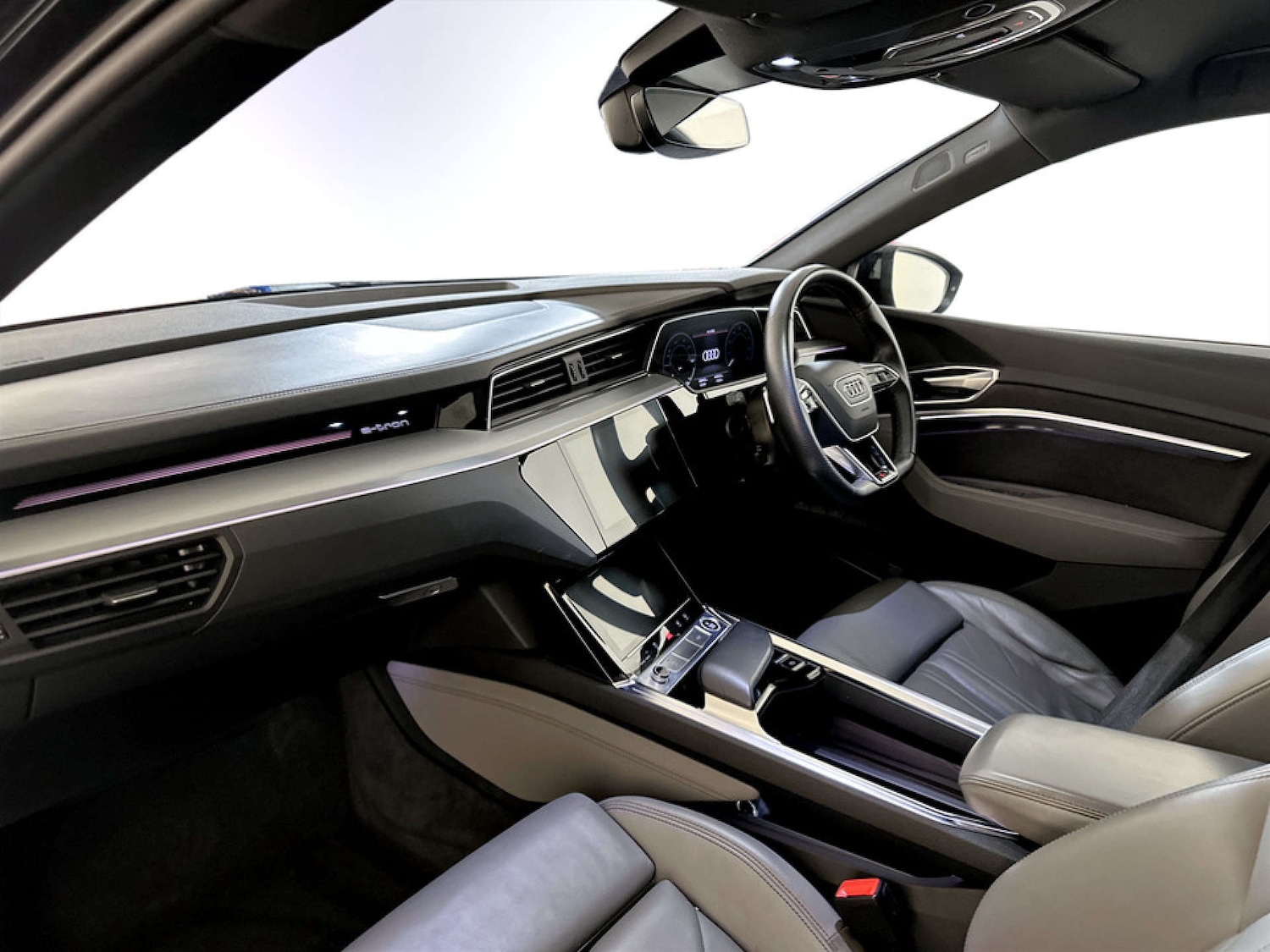 Used Audi e-tron 2022 for sale - 77749112: Photo 12