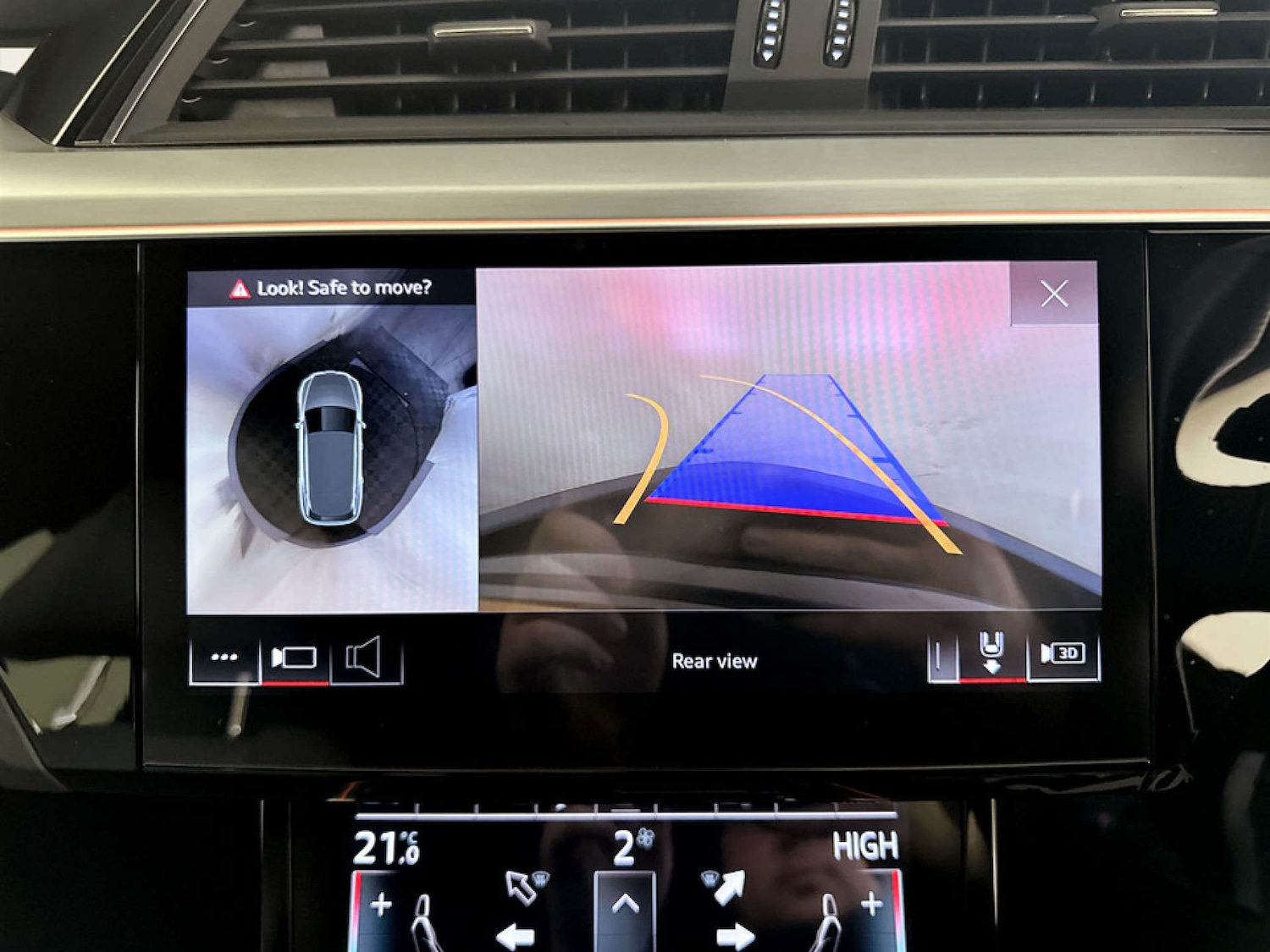 Used Audi e-tron 2022 for sale - 77749112: Photo 21