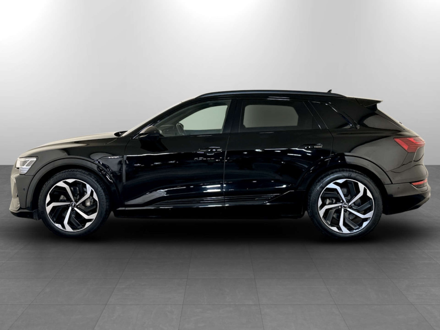 Used Audi e-tron 2022 for sale - 77749112: Photo 7