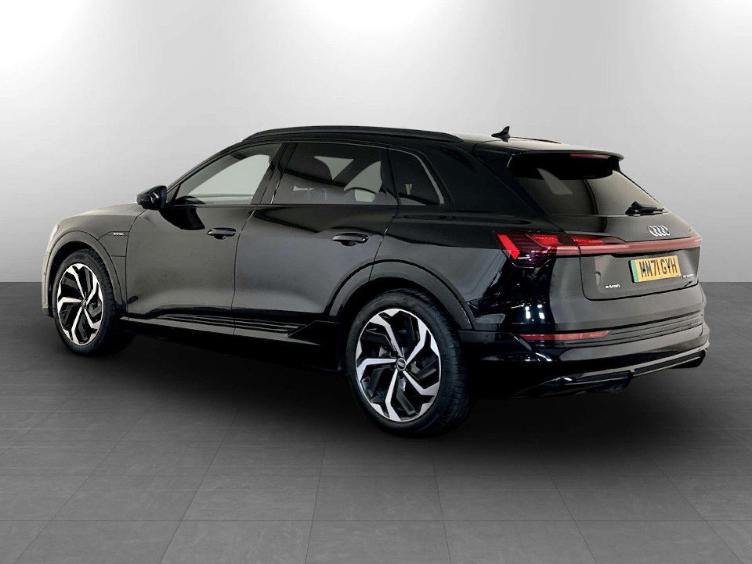 Used Audi e-tron 2022 for sale - 77749112: Photo 8