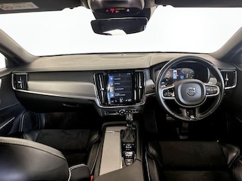 Used Volvo V90 2018 for sale - 75881051: Photo