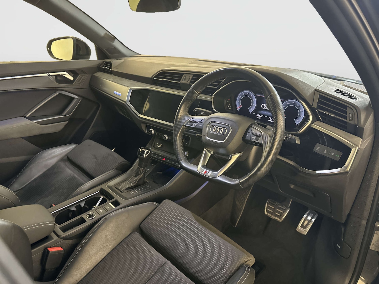 Used Audi Q3 2020 for sale - 78196794: Photo 14