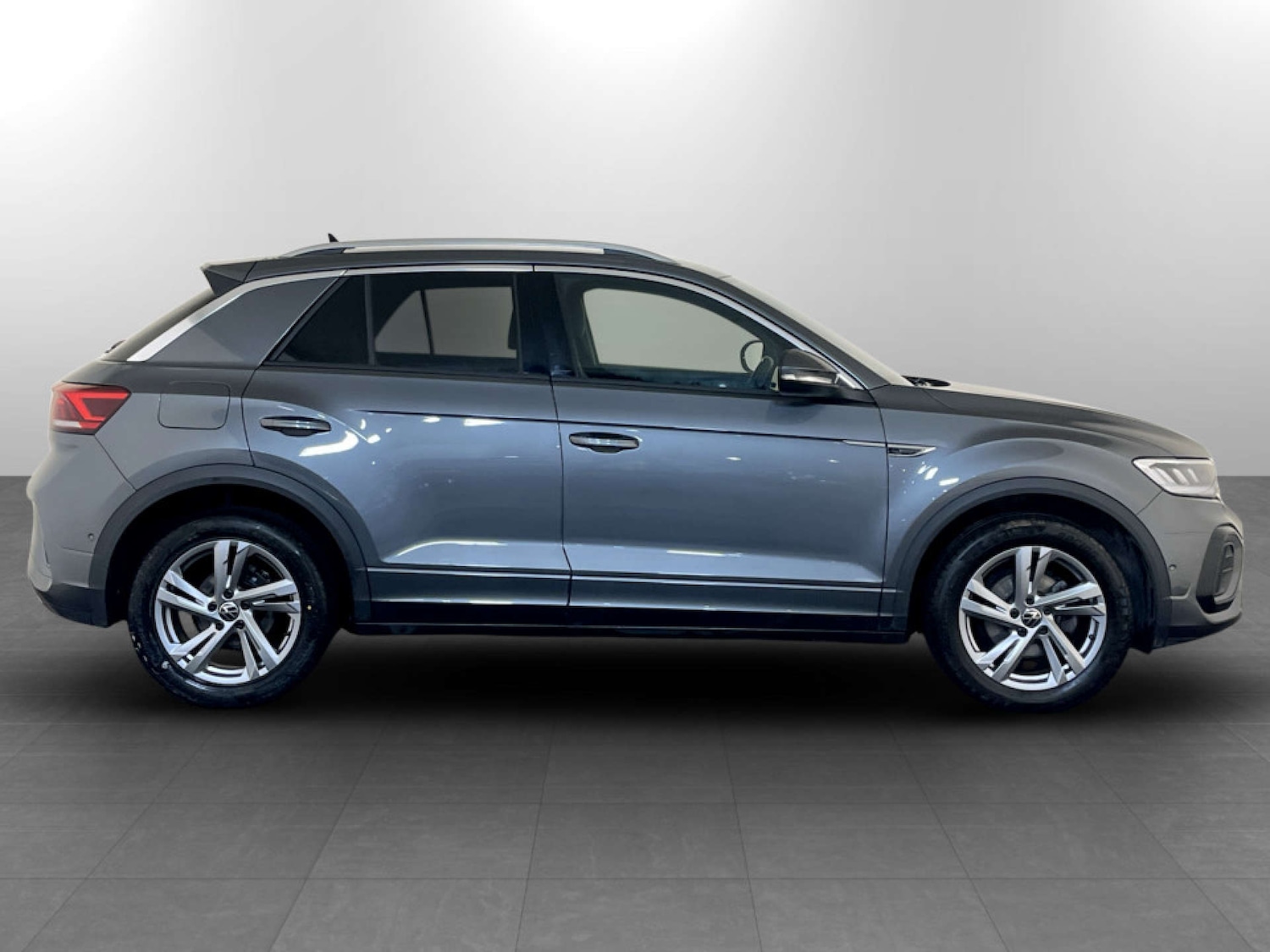 Used Volkswagen T-Roc 2022 for sale - 77469947: Photo 11