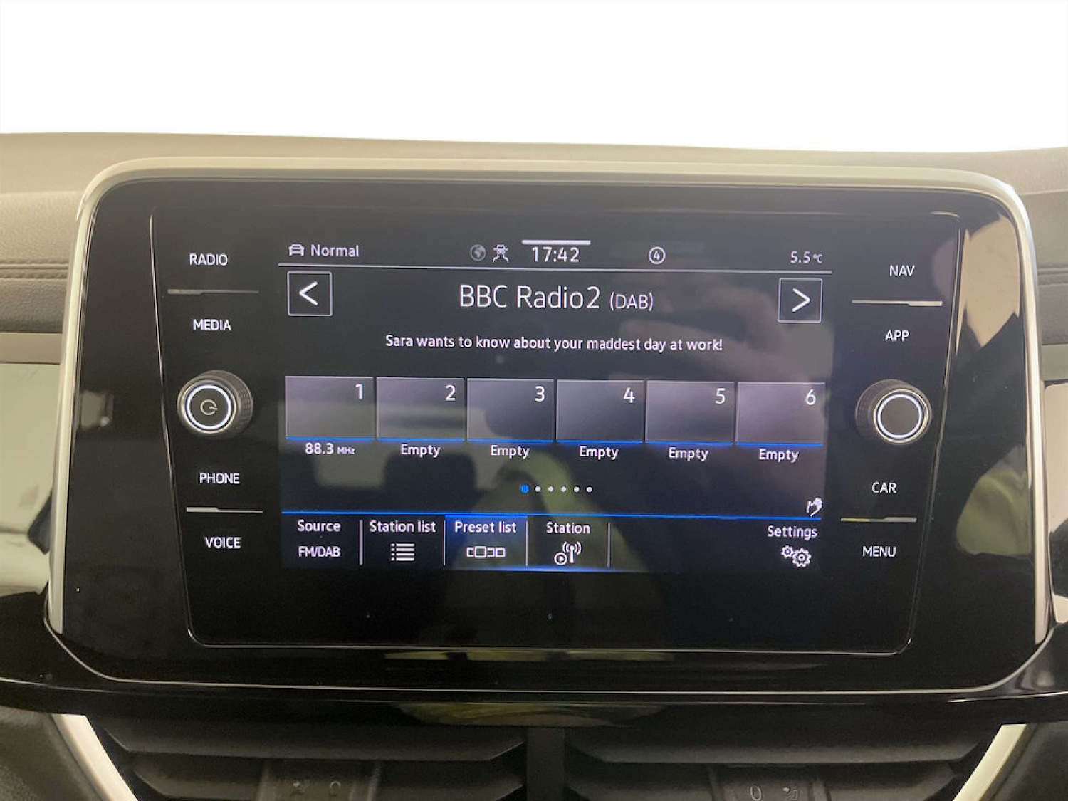 Used Volkswagen T-Roc 2022 for sale - 77469947: Photo 23