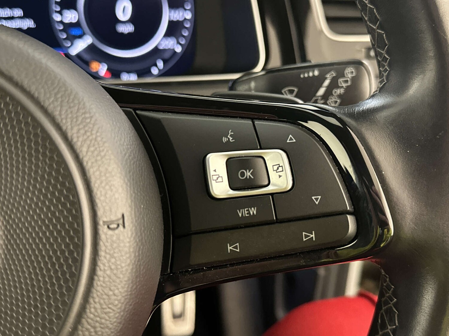 Used Volkswagen Golf 2019 for sale - 77915417: Photo 19