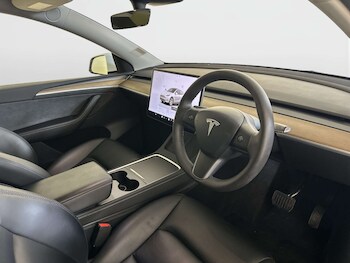 Used Tesla Model Y 2023 for sale - 77805563: Photo