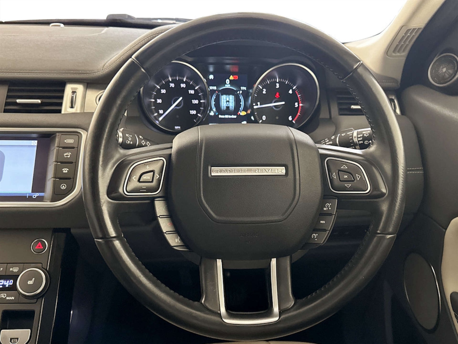 Used Land Rover Range Rover Evoque 2018 for sale - 77750329: Photo 15