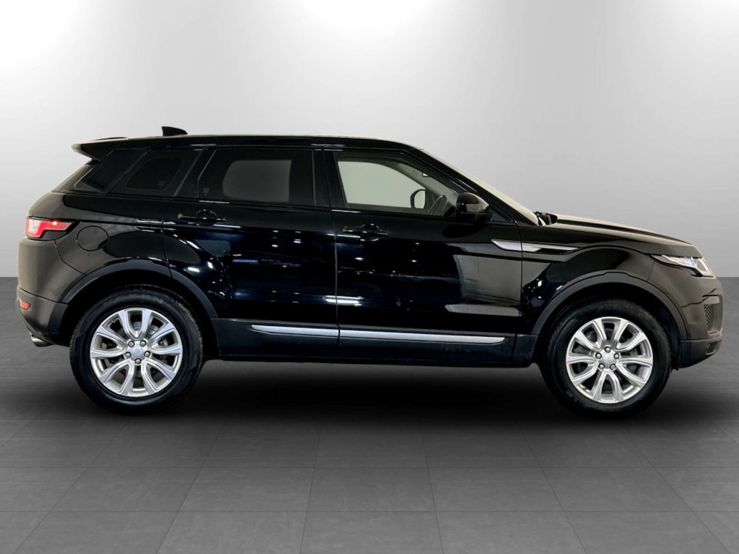 Used Land Rover Range Rover Evoque 2018 for sale - 77504111: Photo 11