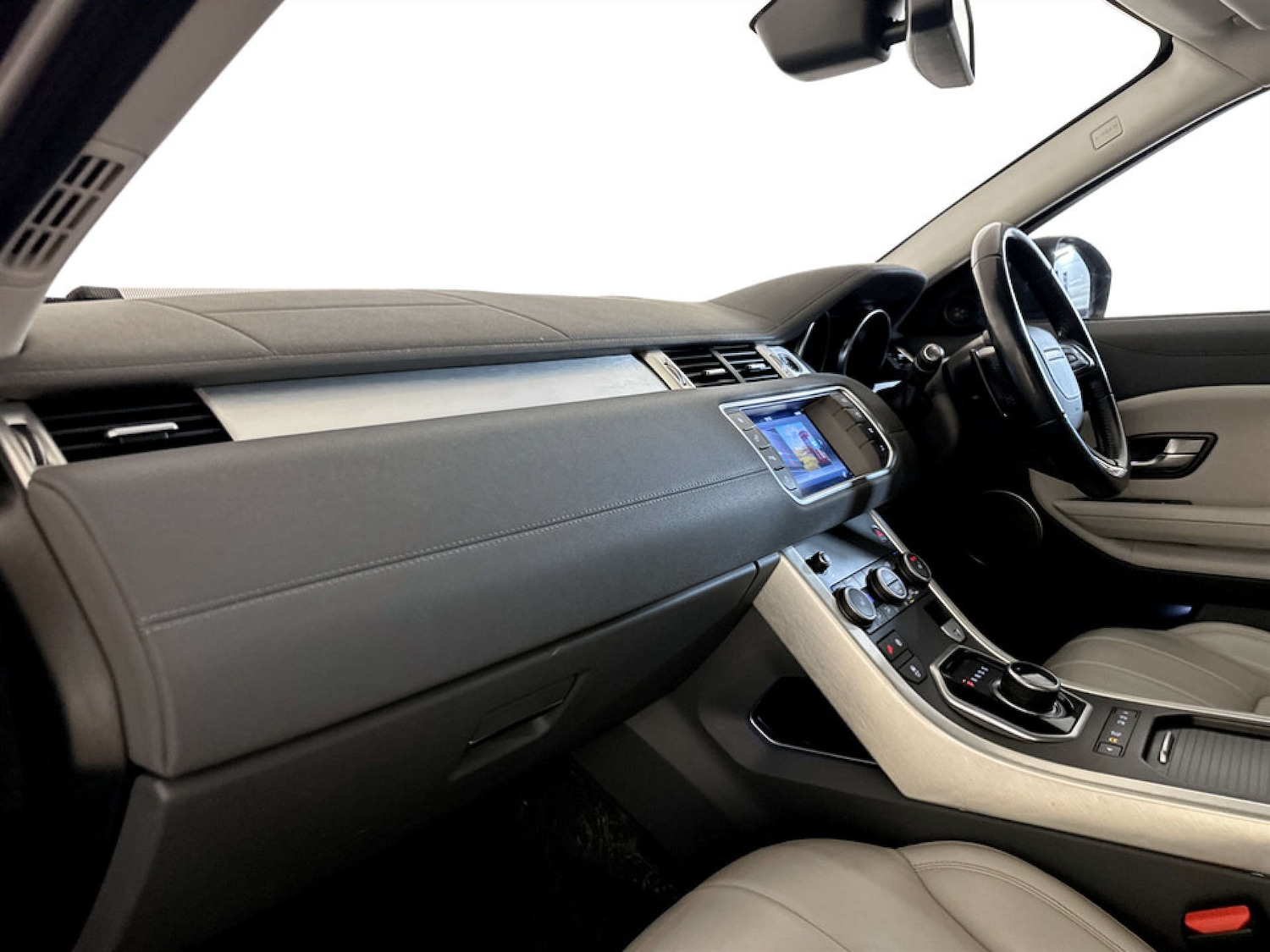 Used Land Rover Range Rover Evoque 2018 for sale - 77504111: Photo 12