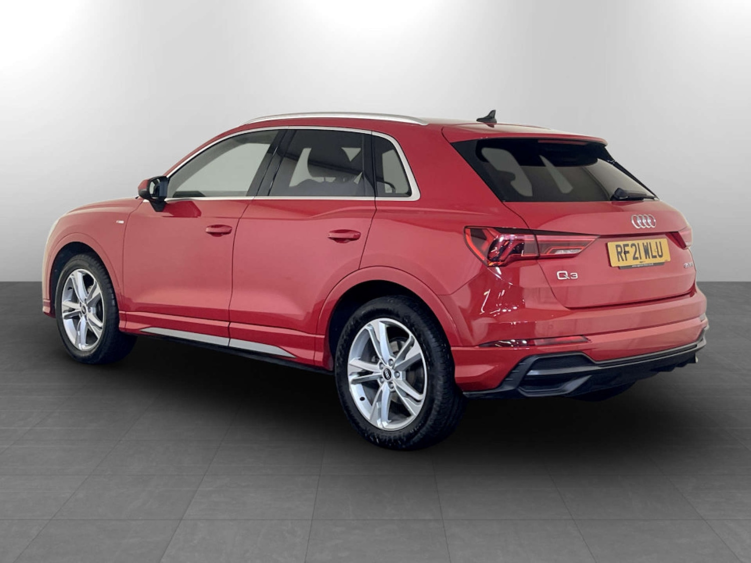 Used Audi Q3 2021 for sale - 77185510: Photo 8