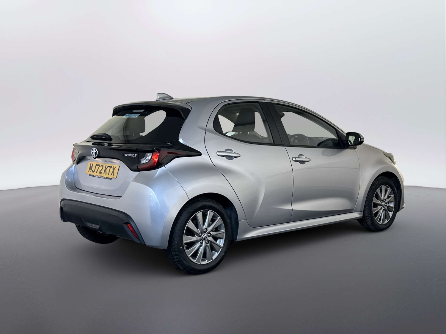 Used Toyota Yaris 2023 for sale - 77903045: Photo 10