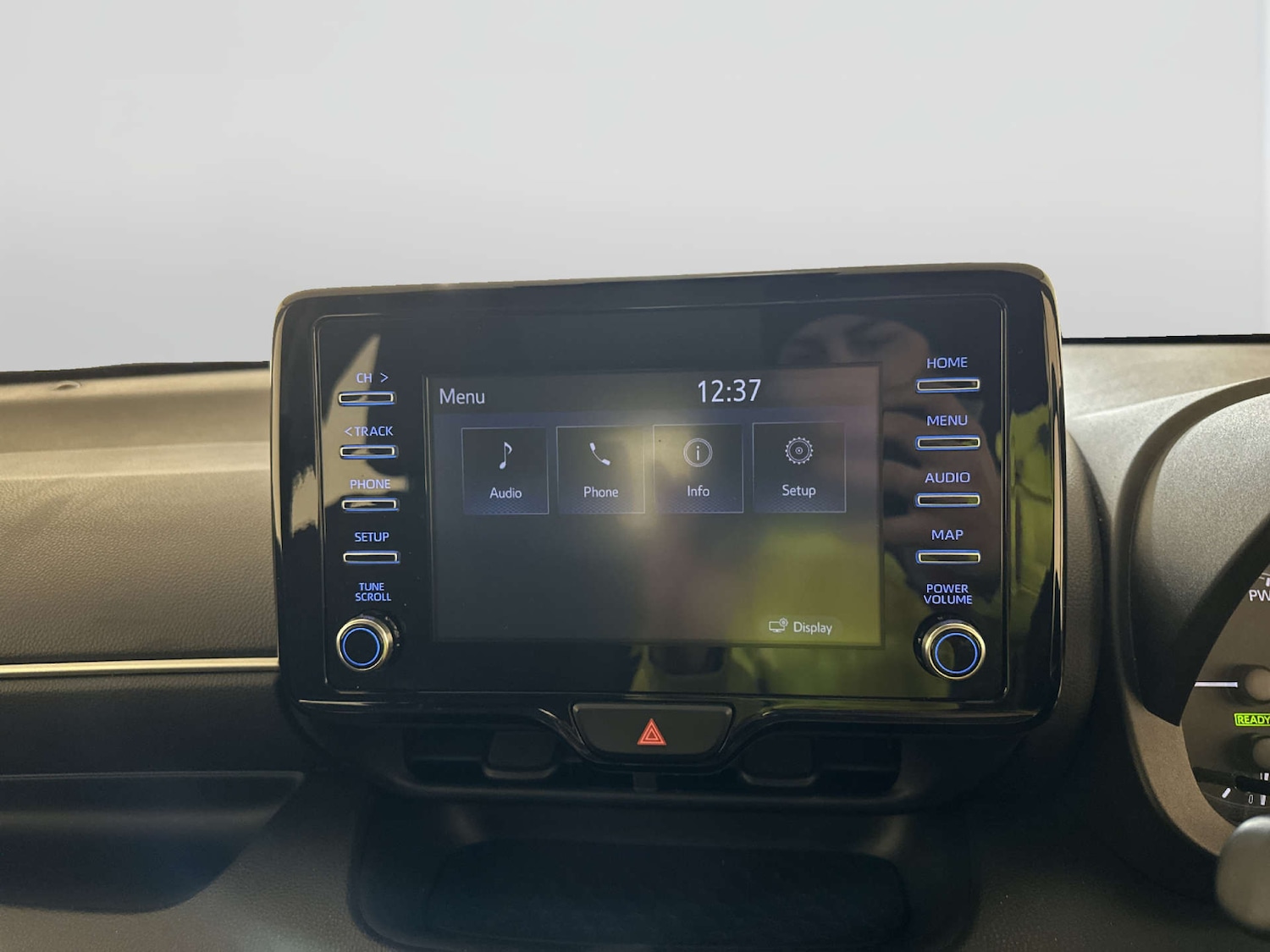 Used Toyota Yaris 2023 for sale - 77903045: Photo 23