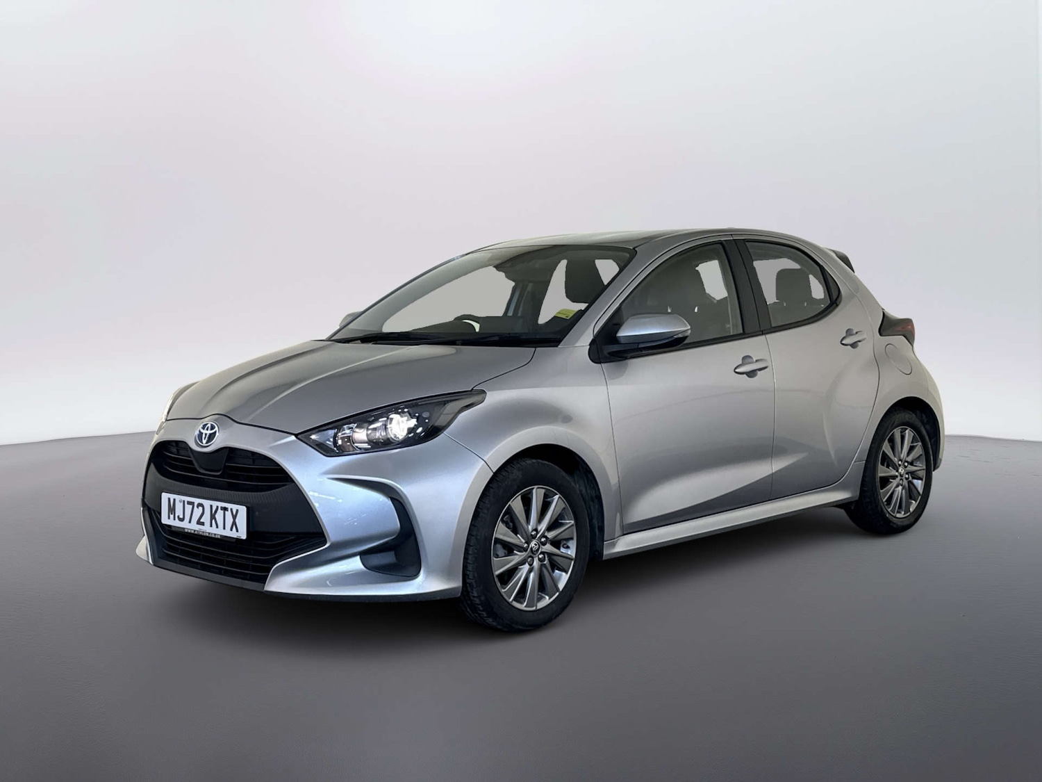 Used Toyota Yaris 2023 for sale - 77903045: Photo 6