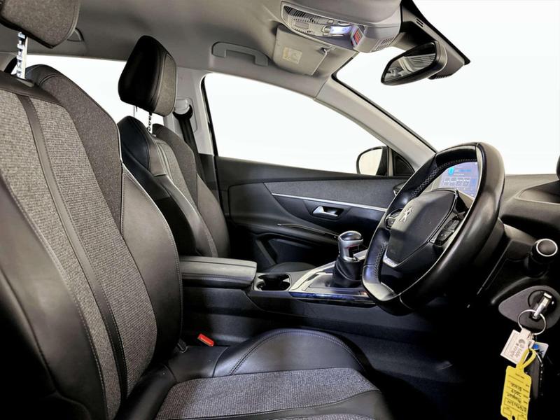 Used Peugeot 3008 2019 for sale - 76960908: Photo 13