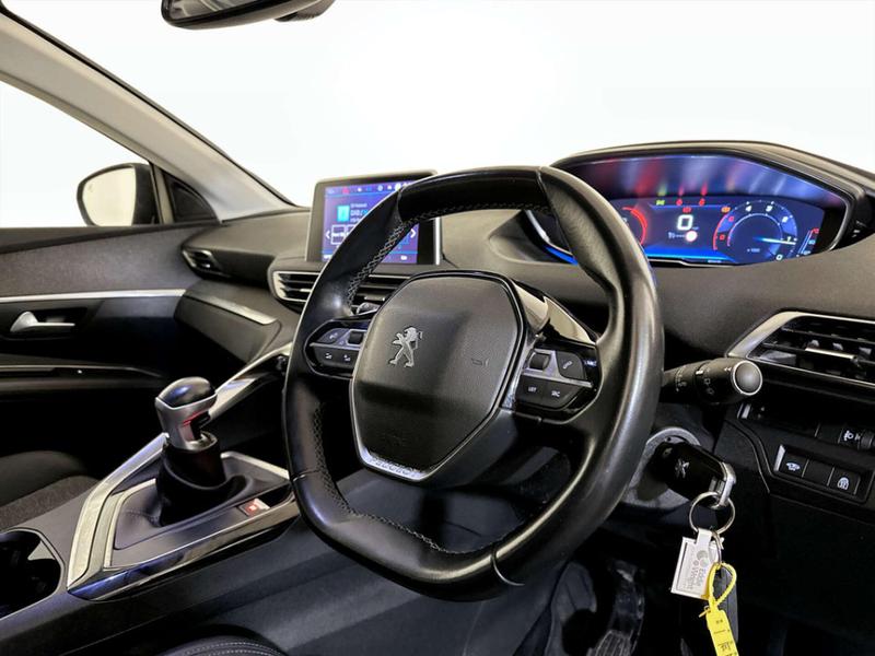 Used Peugeot 3008 2019 for sale - 76960908: Photo 16