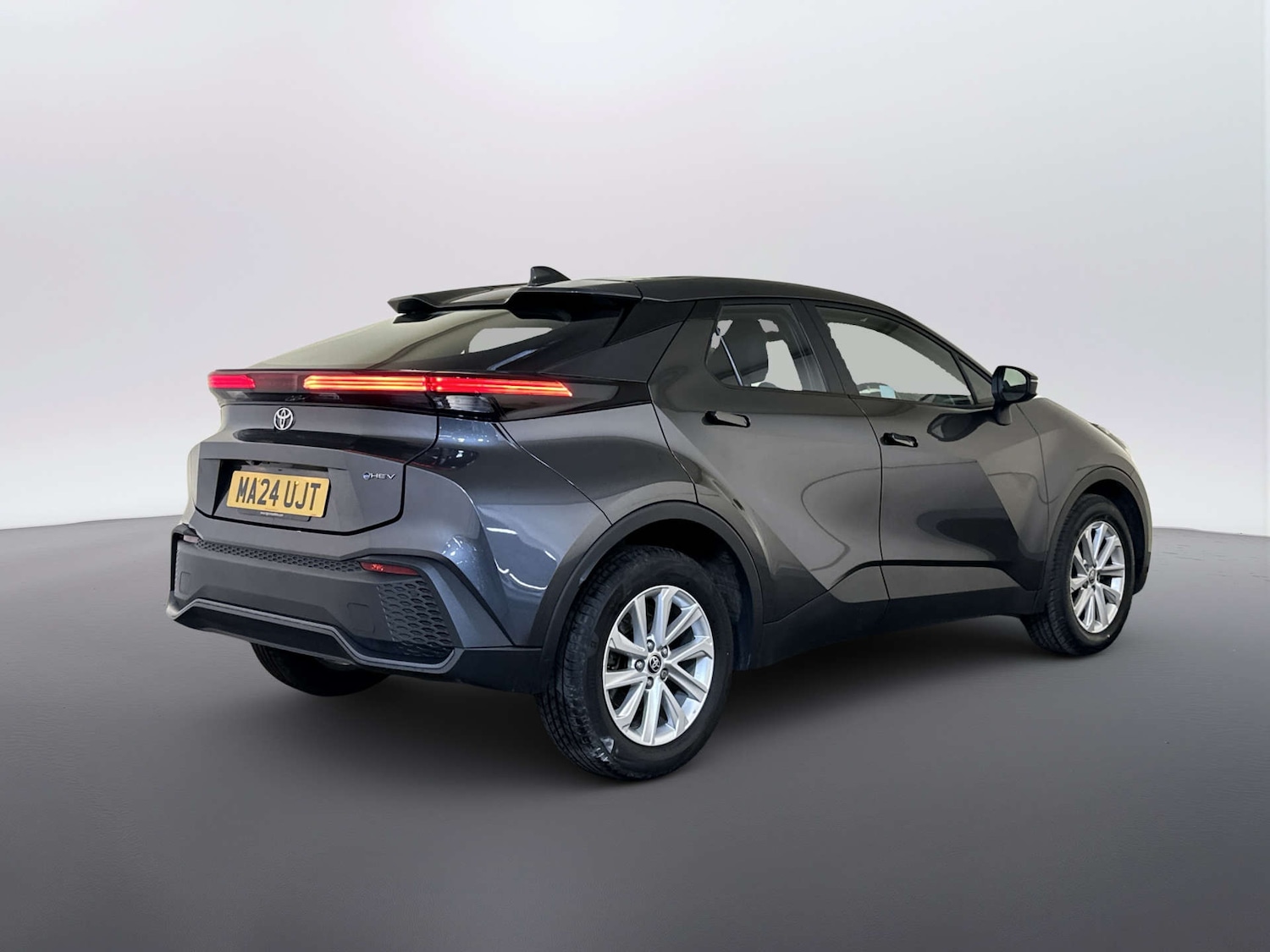 Used Toyota C-HR 2024 for sale - 77903076: Photo 10