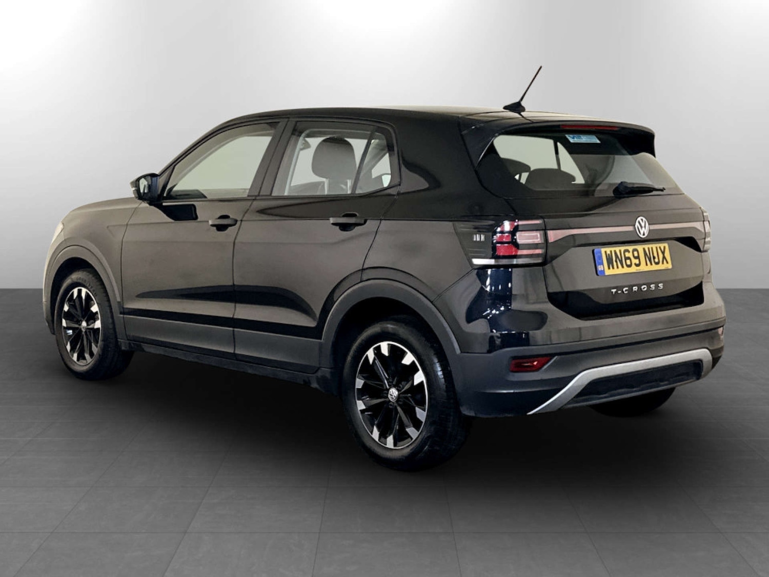 Used Volkswagen T-Cross 2019 for sale - 77185680: Photo 8